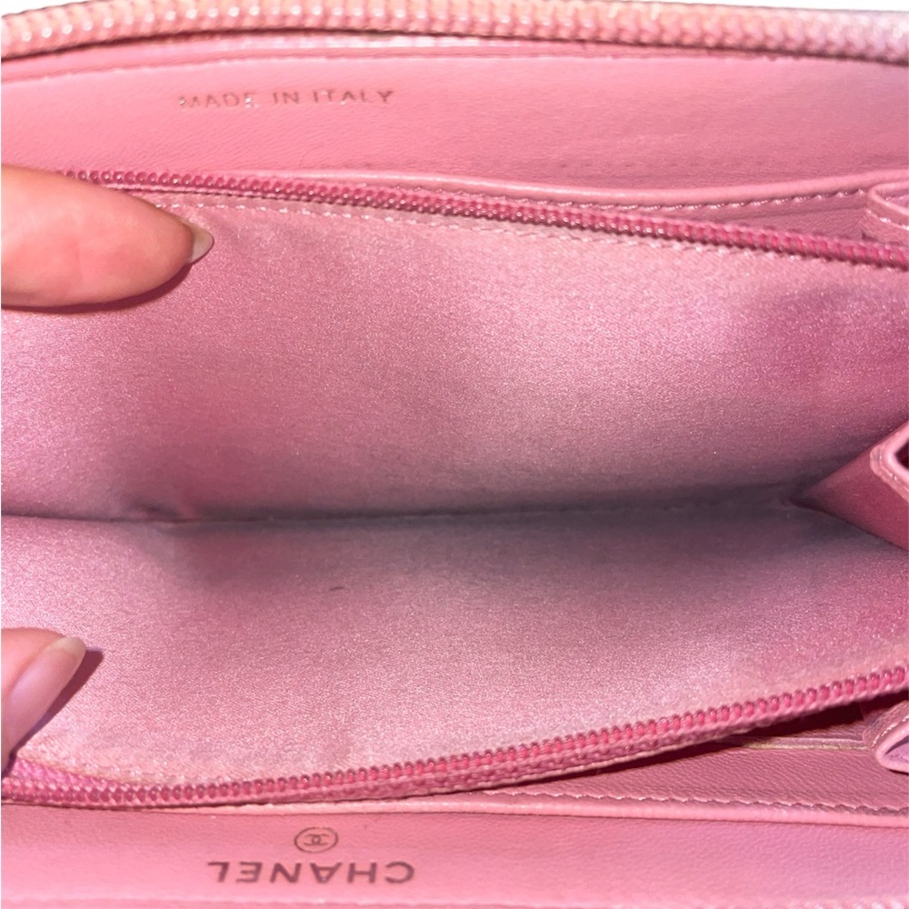 🌸CHANEL CAMELLIA ZIP AROUND LONG WALLET - Picture 6 of 12